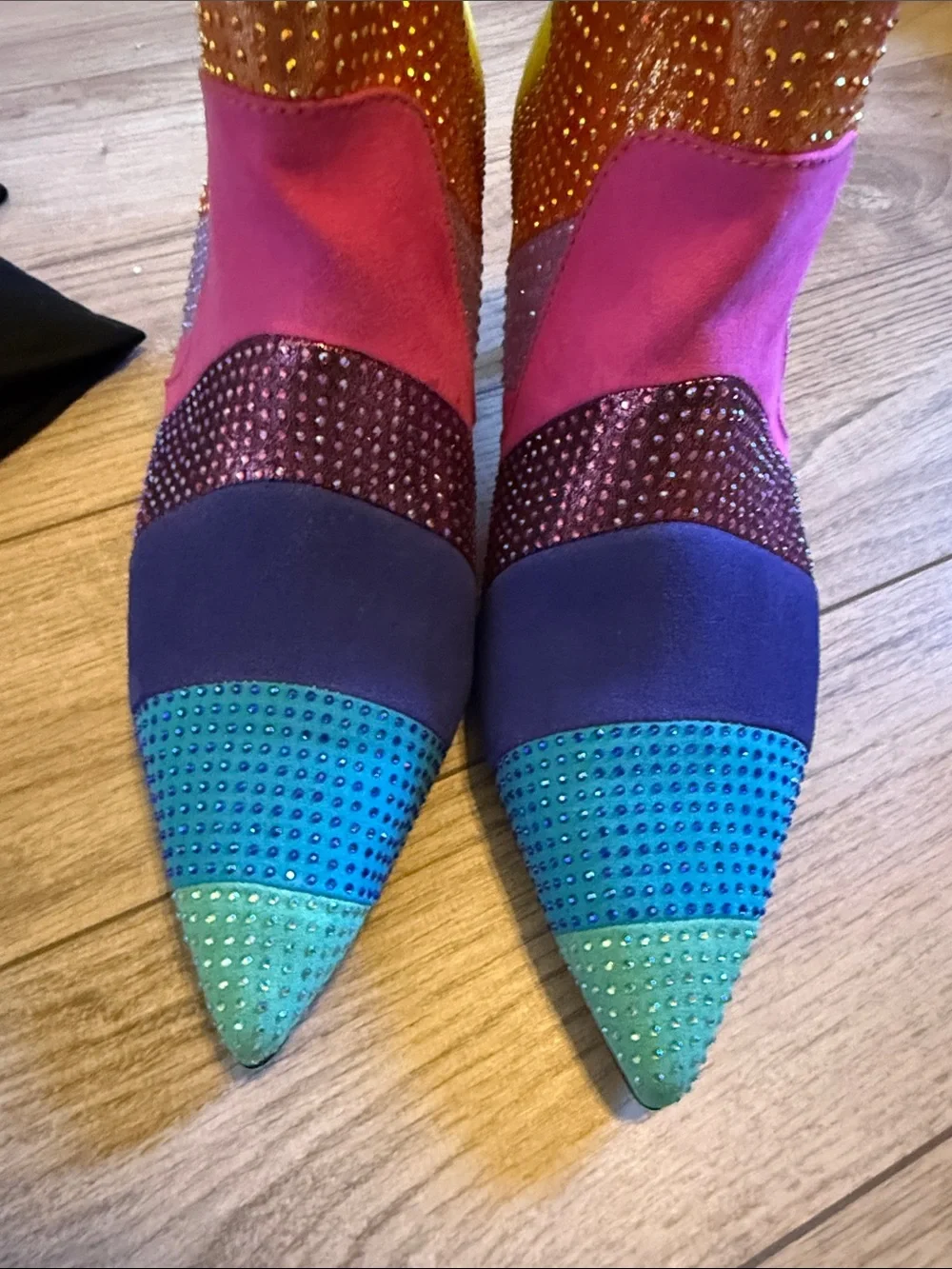 New KURT GEIGER Kensington Flexi Ankle Boot Rainbow Crystal $300 Sz 38